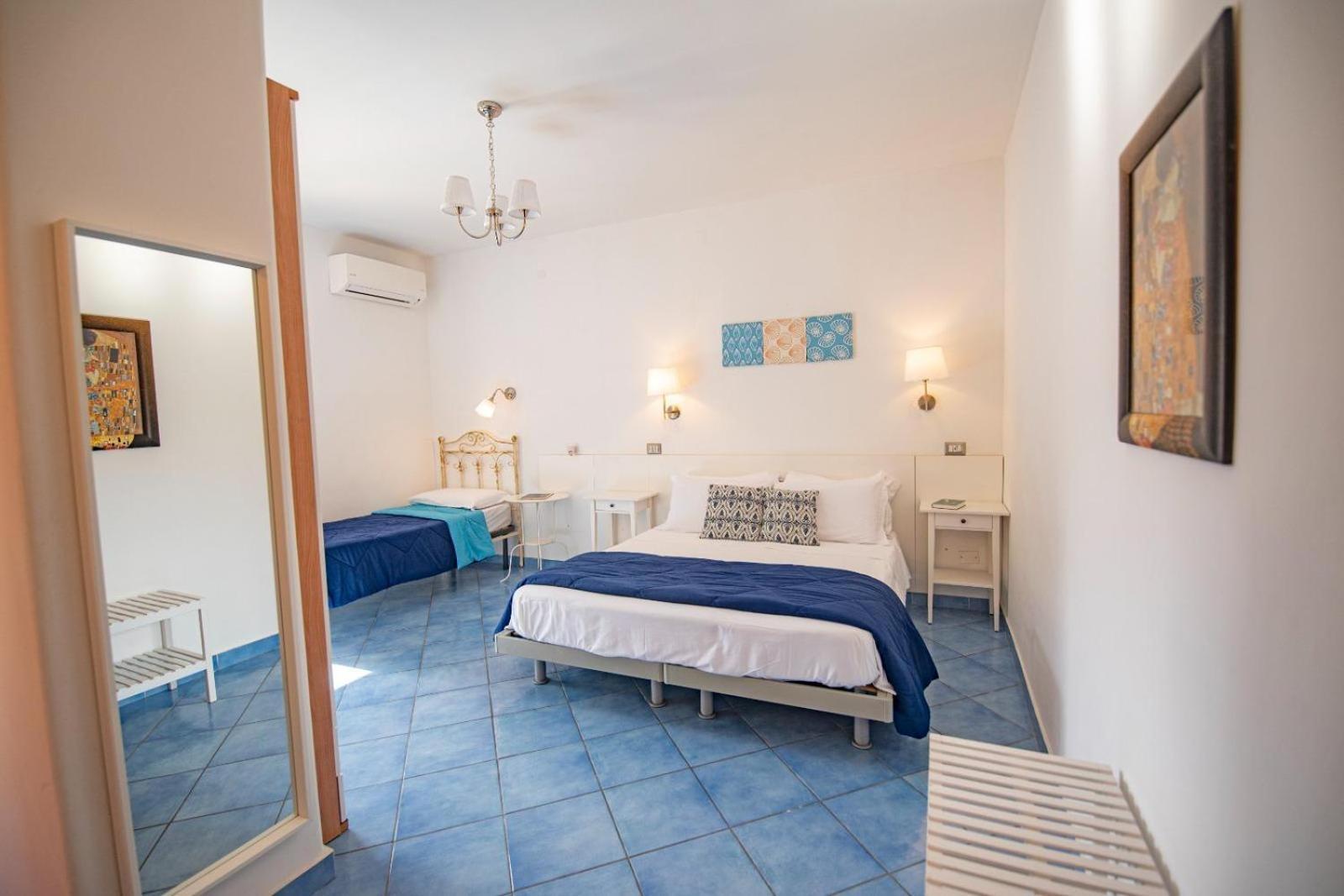 Sonnino B&B Procida Quarto foto